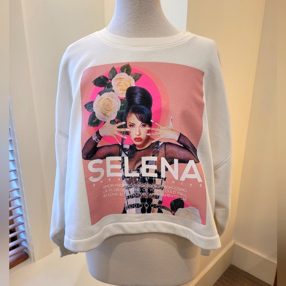Selena Cropped Sweatshirt - Picture 2 of 6
